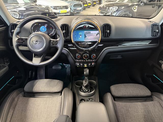 Mini COUNTRYMAN 2.0 Cooper SE ALL4 Pano/Camera/H&K