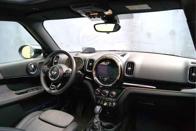 Mini COUNTRYMAN Mini 1.5 220pk Cooper SE ALL4 Panoramadak/Harman-Kardon/Acc/Memory Aut