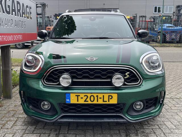 Mini COUNTRYMAN Mini 1.5 Cooper S E ALL4 Salt John Cooper Works 19"/Panoramadak/JCW sportstoelen + stoelverwarming/Harman Kardon/Keyless/Apple Carplay & Android Auto/Camera
