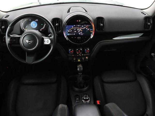 Mini COUNTRYMAN 1.5 Cooper S E ALL4 Business Edition | SOH 91,5% | Leder/Alcantara | Carplay | Memory | Navigatie | Full LED | Climate control | Parkeerhulp | Cruise control | Bluetooth | PHEV | Plug In