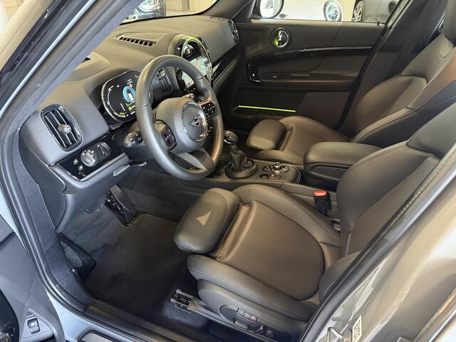 Mini COUNTRYMAN 2.0 Cooper SE ALL4 Camera/Leder/Apple/Elec stoel