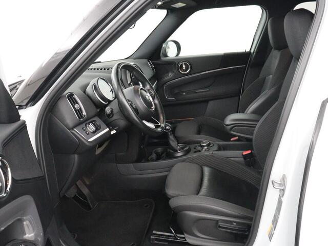 Mini COUNTRYMAN 1.5 Cooper S E ALL4 Chili | SOH 85,5% | Half leder | Carplay | Navigatie | Full LED | Sportstoelen | Climate control | Keyless | Cruise control | PHEV | Plug In