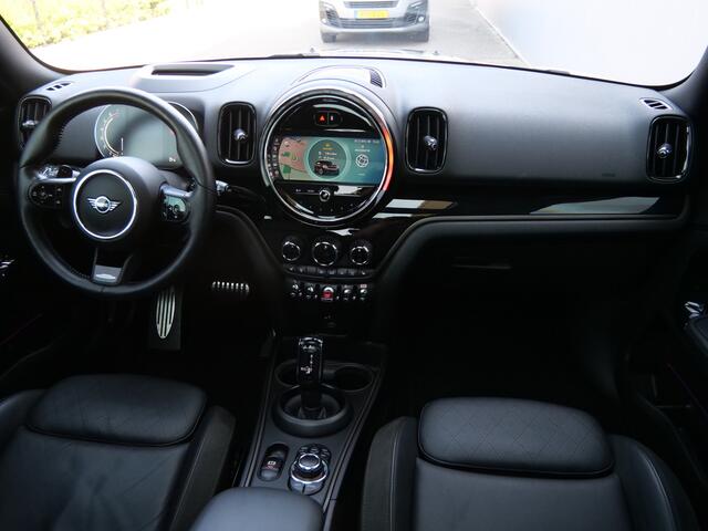 Mini COUNTRYMAN 2.0 Cooper S John Cooper Works 179 Pk Automaat Navi / DAB / Apple Carplay / Camera