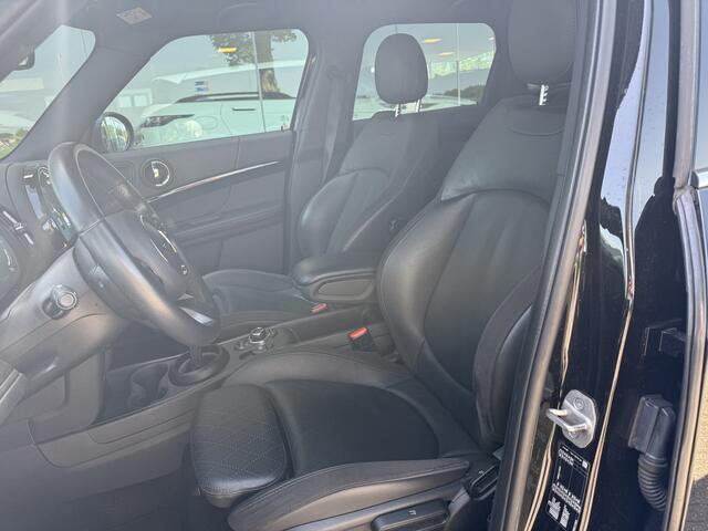 Mini COUNTRYMAN Cooper John Cooper Works ** Leder ** Matrix LED ** Carplay