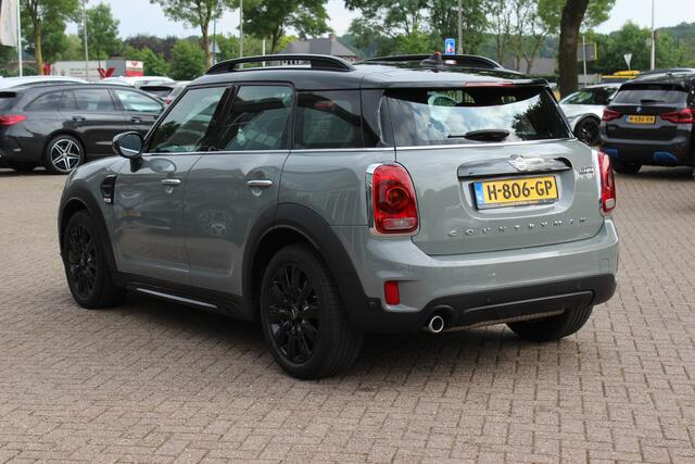 Mini COUNTRYMAN Mini 1.5 Cooper Business Edition / Leder / Navigatie / Parkeerhulp V+A / Harman Kardon / 18'' / Cruise Control