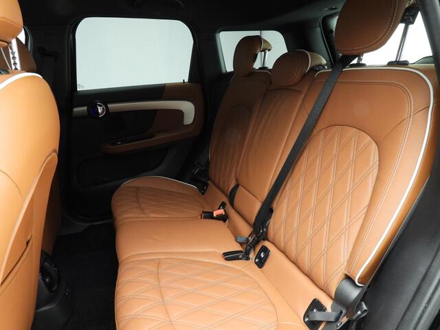 Mini COUNTRYMAN 2.0 John Cooper Works ALL4 Classic Comfort Access | Achteruitrijcamera | Stoelverwarming | Navigatie | Cruise Control | 19" LM
