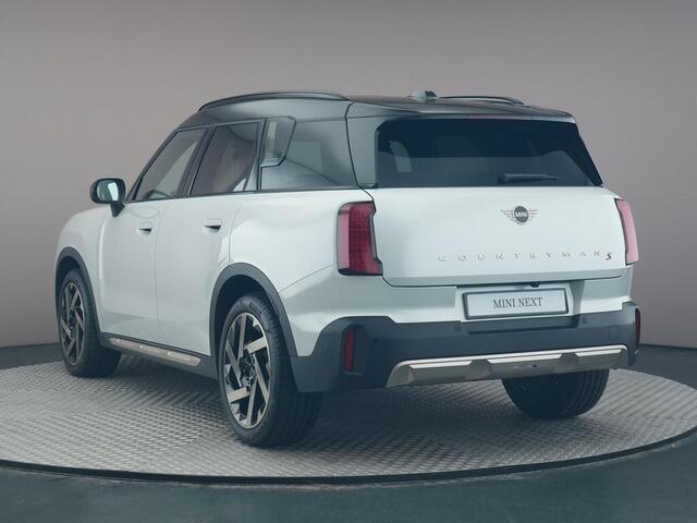 Mini COUNTRYMAN 2.0 S ALL4 Favoured 218 pk | Pakket M plus | Trekhaak | Panoramadak | Comfort Access | Stuurwielverwarming |
