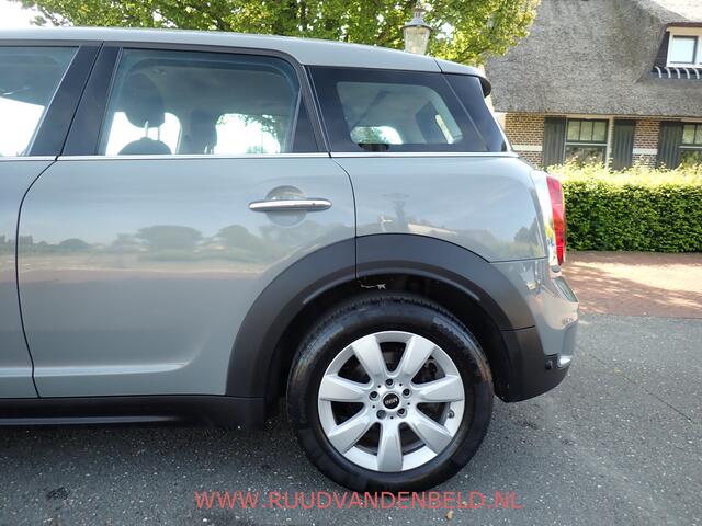 Mini COUNTRYMAN 1.5 One / CARPLAY / STOELVERWARMING / KEYLESS
