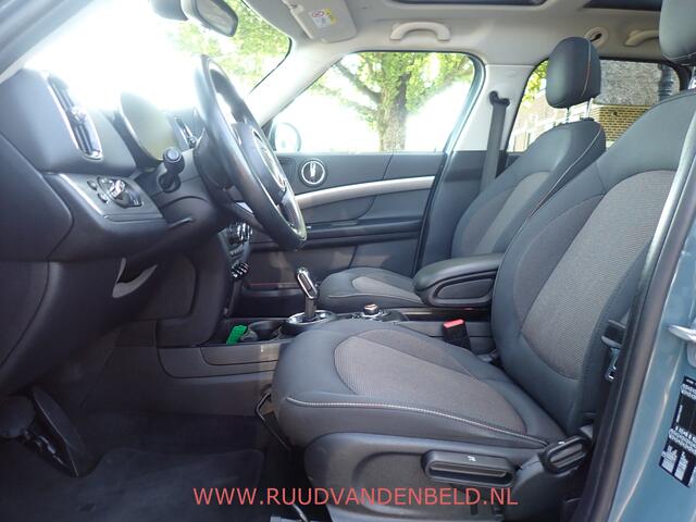 Mini COUNTRYMAN 1.5 Cooper JCW PAKKET !! FACELIFT !! / KEYLESS / PANO / CARPLAY /
