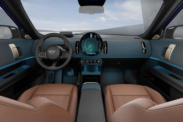 Mini COUNTRYMAN E Favoured XL 66.5 kWh | HUD| Pano | Trekh. | Harman/Kardon