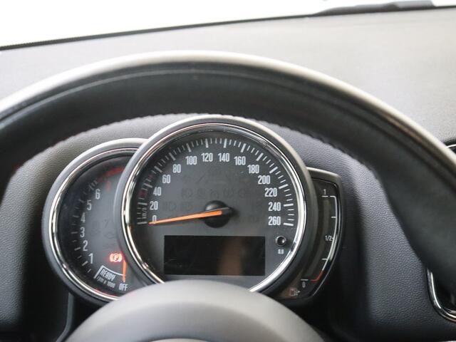 Mini COUNTRYMAN 1.5 Cooper Chili YP