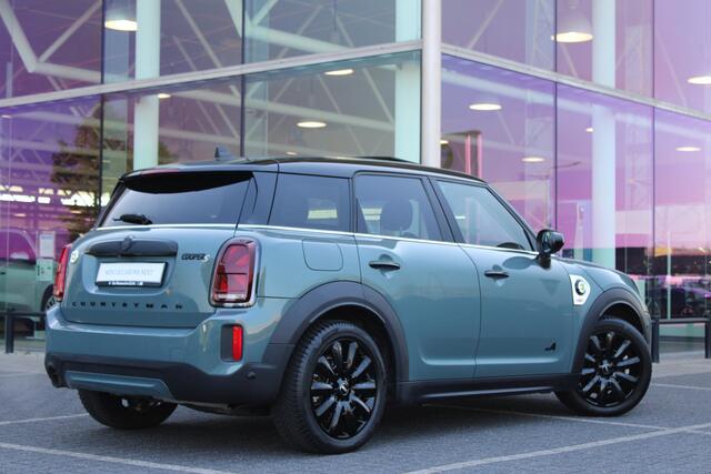 Mini COUNTRYMAN Cooper SE ALL4 Automaat / Panoramadak / Achteruitrijcamera / Comfort Access / Active Cruise Control / Head-Up / LED / Comfortstoelen