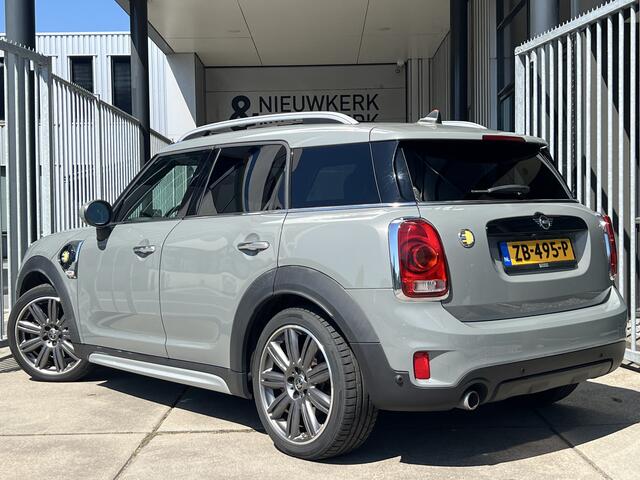 Mini COUNTRYMAN 1.5 Cooper S E ALL4 Chili | AUTOMAAT | HEAD-UP DISPLAY | LEDER | SCHUIF/KANTELDAK | CARPLAY | HARMAN/KARDON | CAMERA | NAVI | CRUISE CONTROL ADAPTIEF | PDC V+A | CLIMATE CONTROL | LMV 19'' | STOELVERWARMING | KEYLESS | LED | DAB | BLUETOOTH