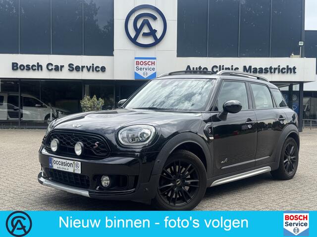 Mini COUNTRYMAN 2.0 Cooper SD ALL4 Night Jack Edition / AUTOMAAT / PANO / LEER / NAVI /