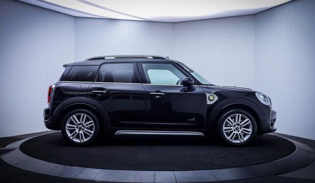 Mini COUNTRYMAN Mini 1.5 Cooper S E ALL4 Chili SOH 92% | PANO | FULL LED | CAMERA | LEDER | HARMAN KARDON | STOELVERW | CARPLAY | LMV 18''
