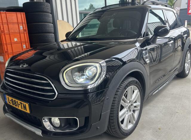 Mini COUNTRYMAN 1.5 Cooper Chili | AUTOMAAT | HEAD-UP DISPLAY | LEDER | SCHUIF/KANTELDAK | CARPLAY | HARMAN/KARDON | CAMERA | NAVI | CRUISE CONTROL | PDC V+A | CLIMATE CONTROL | LMV 18'' | STOELVERWARMING | KEYLESS | LED | BLUETOOTH