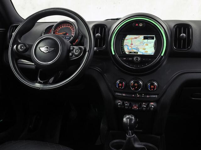 Mini COUNTRYMAN 1.5 Cooper Chili (NAVIGATIE, CLIMATE, LEDER, PARKEERSENSOREN, SPORTSTOELEN, CRUISE, NIEUWE APK, NIEUWSTAAT)