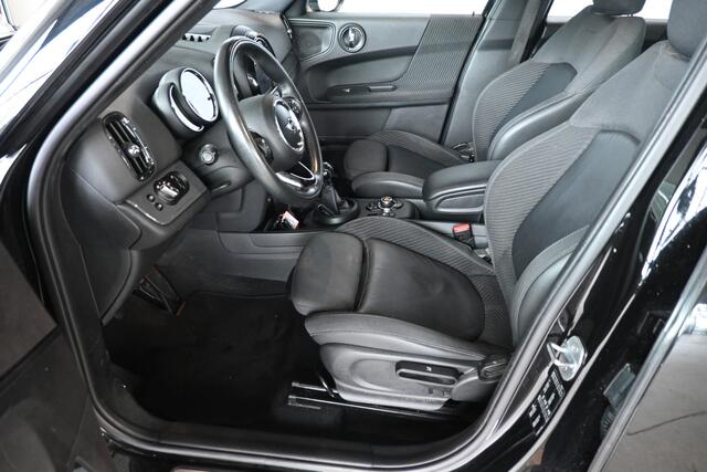 Mini COUNTRYMAN 1.5 Cooper Dutch Made Edition Clima Cruise control Navigatie LED Licht metaal Inruil mogelijk