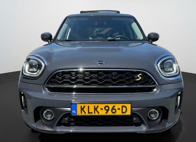 Mini COUNTRYMAN 220PK HYBRID COOPER S E ALL4 CHILI SPORT LEDER/NAVI/CARPLAY/PANORAMADAK
