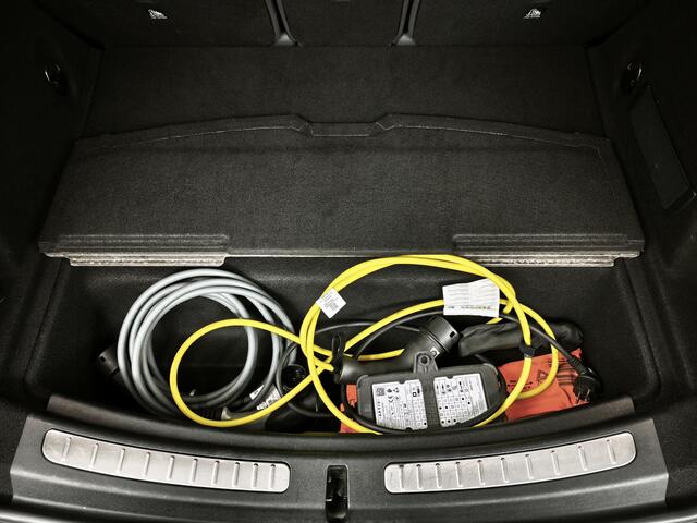 Mini COUNTRYMAN 1.5 Cooper S E ALL4 Chili Automaat 220PK | SOH 93,4% | Leder | Achteruitrijcamera | Memory Seats | Stoel en stuurwielverwarming | Adaptieve Cruise control