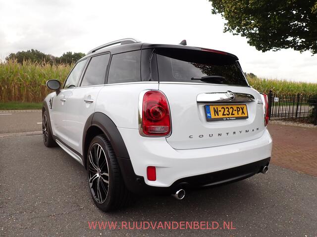 Mini COUNTRYMAN 2.0 Cooper S KEYLESS / HEAD-UP / SCHUIF-KANTELDAK / CARPLAY