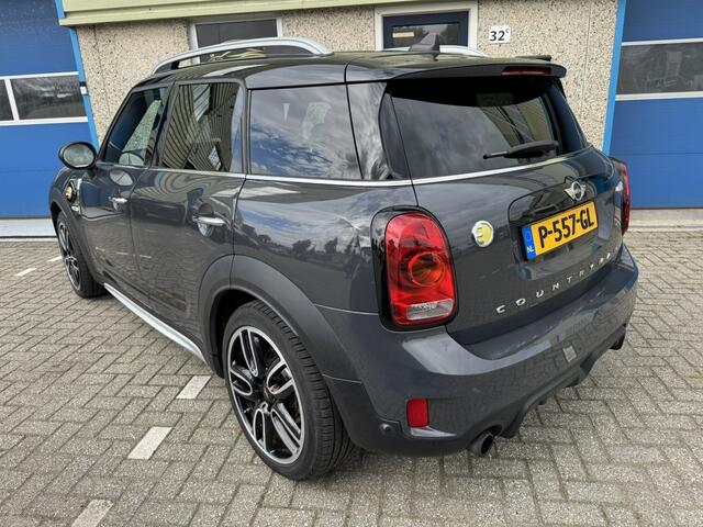 Mini COUNTRYMAN 1.5 Cooper S E ALL4 JCW JOHN COOPER WORKS