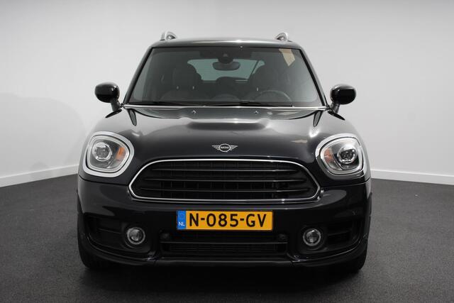 Mini COUNTRYMAN 1.5 Automaat Cooper Salt Climate Control Lederen bekleding Cruise Control Parkeersensoren V+A Getinte ramen