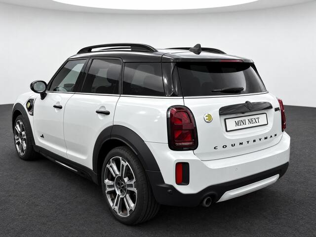 Mini COUNTRYMAN Cooper S E ALL4 Automaat / Panoramadak / Comfort Access / Achteruitrijcamera / Head-Up / Adaptieve LED / Active Cruise Control