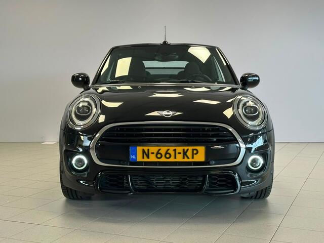 Mini Cabrio 1.5 COOPER Sidewalk Edition JCW Sensoren V+A Stoelverwarming Navigatie