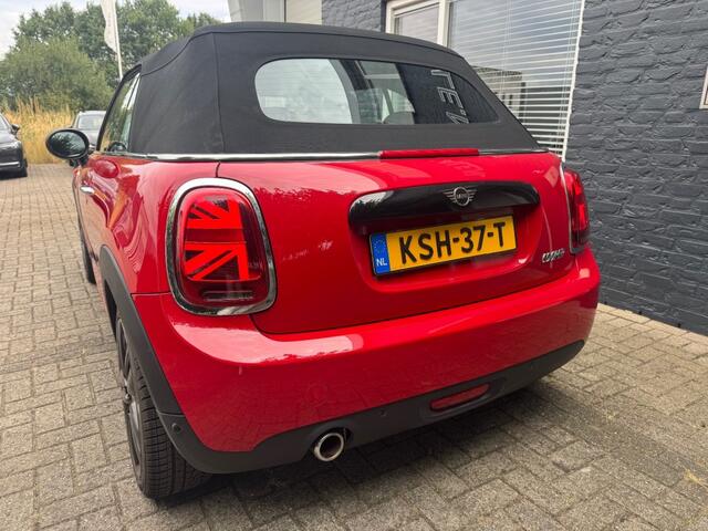 Mini Cabrio 1.5 COOPER + Led + Navi + 1/2 Leder + 17 inch JCW + Union jack Lights