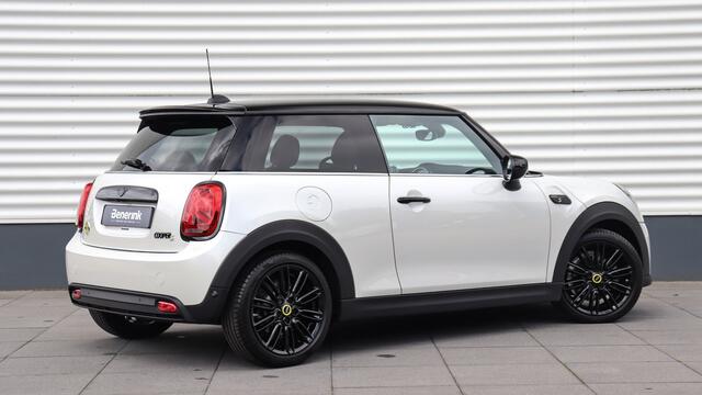 Mini Electric Mini | Achteruitrijcamera | Leder | Stuurwielverwarming | Comfort Access | Warmtepomp