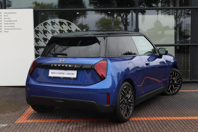Mini Electric Cooper SE 54.2 kWh | Favoured Trim + Package XL