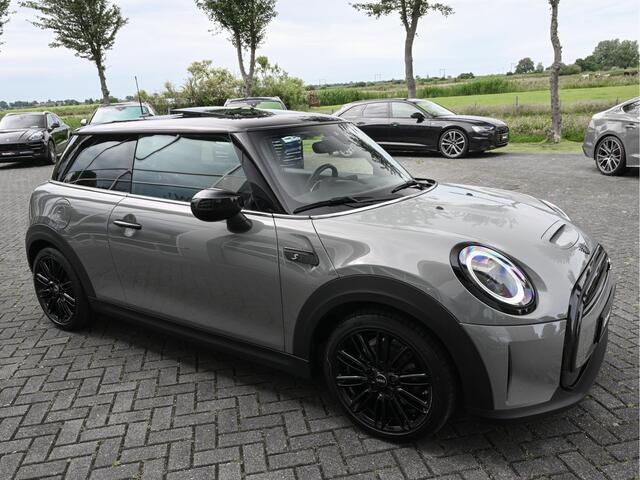 Mini Electric Cooper 33 kWh Pano Led Zetels-Leder 17-Inch Navi Camera