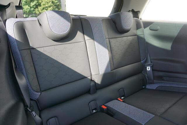 Mini Electric 3-deurs Cooper SE Classic Uitvoering | Pakket XL | 17 inch Parallel Spoke 2-tone | Glazen panoramadak | Elektrisch verstelbare stoelen