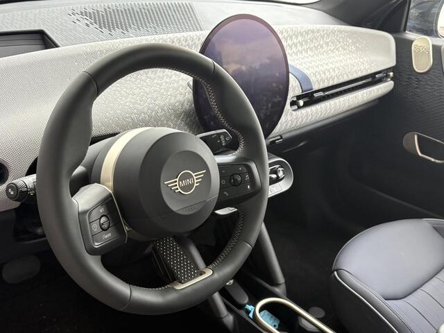Mini Electric 3-deurs Cooper SE Favoured + XL pakket