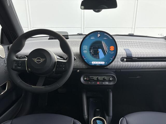 Mini Electric 3-deurs Cooper SE Favoured + XL pakket