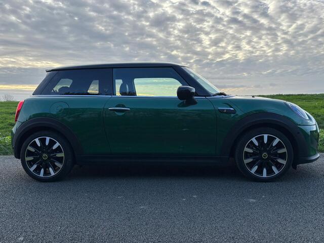 Mini Electric Mini MINI Yours 33 kWh