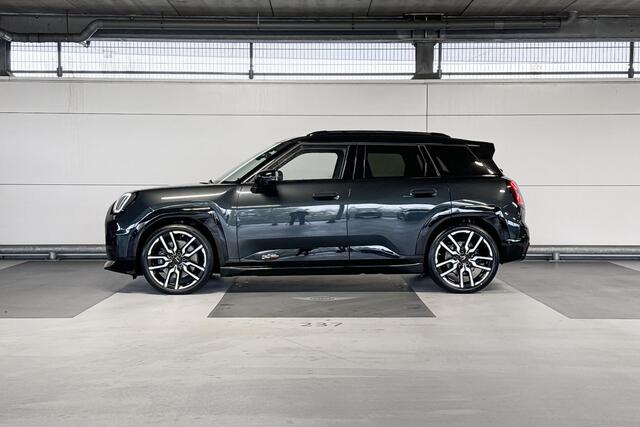 Mini Electric Aceman SE John Cooper Works 54.2 kWh | Pakket XL | Dak en spiegelkappen in Jetblack