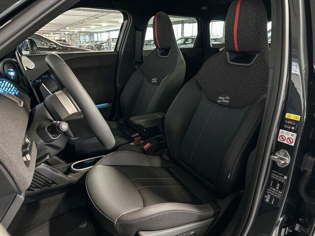 Mini Electric Aceman SE John Cooper Works 54.2 kWh | Pakket XL | Dak en spiegelkappen in Jetblack