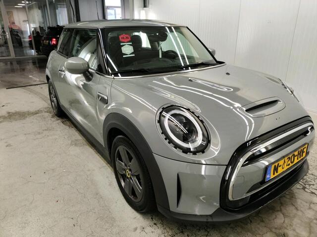 Mini Electric Mini Essential 33 kWh NL AUTO | VIRTUAL COCKPIT | CARPLAY | CRUISE |