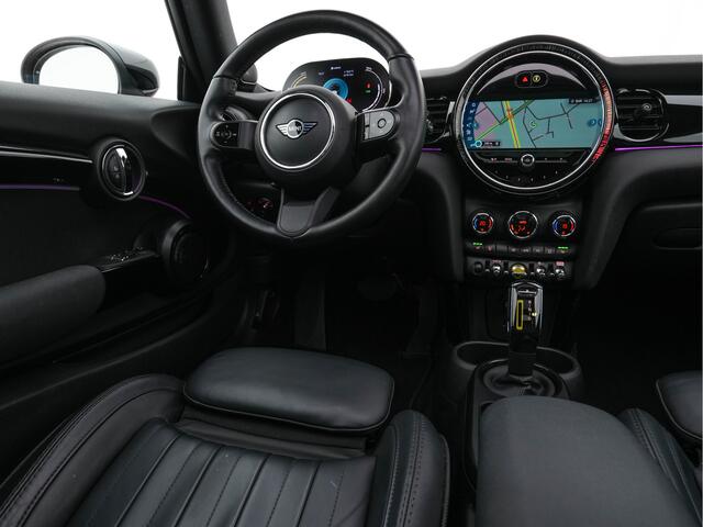 Mini Electric Mini Business Edition 33 kWh [ 3-Fase ] (INCL.BTW) *PANO | FULL-LEATHER | FULL-LED | HARMAN/KARDON-AUDIO | KEYLESS | CAMERA | SPORT-SEATS | NAVI-FULLMAP | 17''ALU | ECC | PDC | CRUISE*