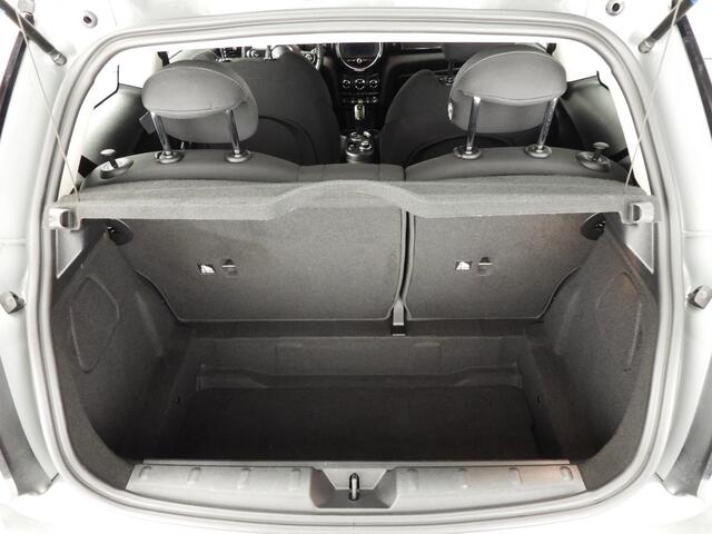 Mini Electric 3-deurs Basic 33 kWh | Navigatie | Warmtepomp | Climate | LED