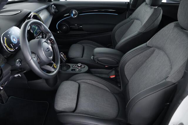 Mini Electric Mini Cooper Navigatie / Panorama / HarmanKardon / HUD