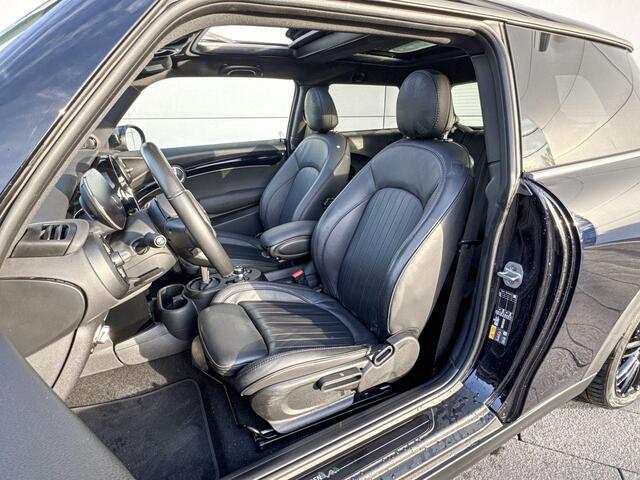 Mini Electric Camden Edition | Stoelverwarming | Glazen Panoramadak | Harman Kardon |
