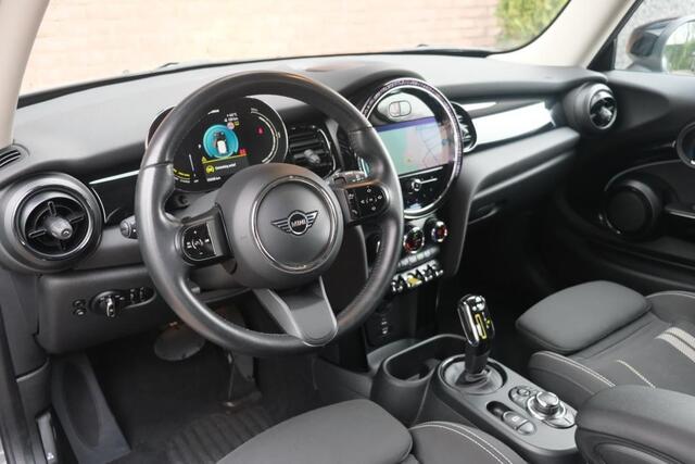 Mini Electric Cooper S 184pk 32 kWh Classic | Navi | App Connect | Climate | Cruise | PDC