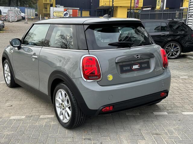 Mini Electric Cooper Basic 33 kWh Mini Electric Basic 33 kWh Navi | Aut | Led | Cruise
