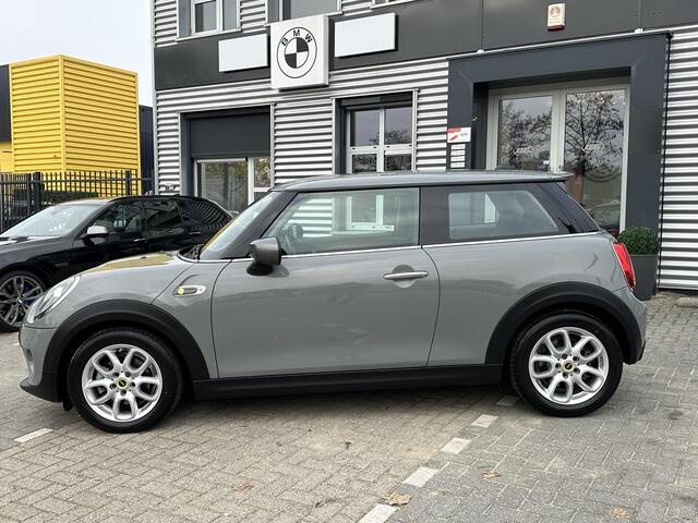 Mini Electric Cooper Basic 33 kWh Mini Electric Basic 33 kWh Navi | Aut | Led | Cruise