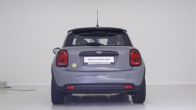 Mini Electric 3-deurs | Navi | LCI | Blackline