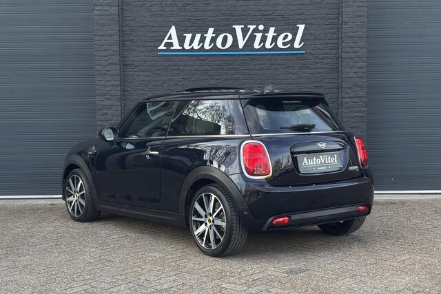 Mini Electric Cooper SE Camden Edition | Panodak | Chester Leder | Camera | Comfort Access | PDC | LED