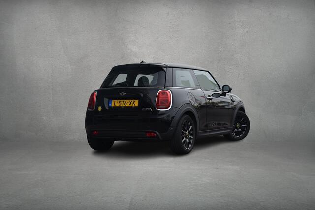 Mini Electric Mini Classic 33 kWh | Apple CarPlay | Half Leer | Cruise | Climate